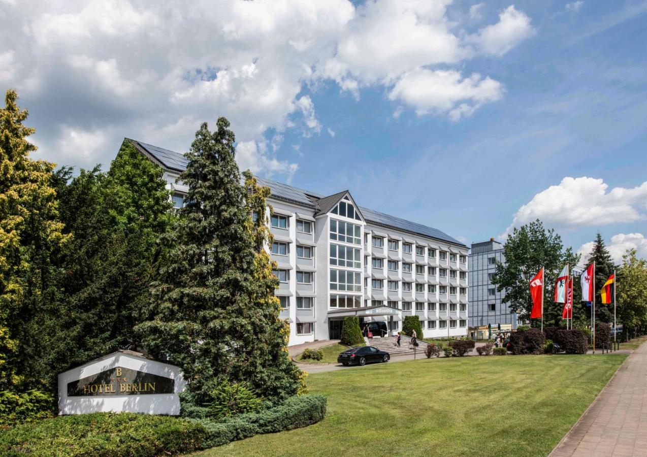 Lat Hotel & Apartmenthaus Berlin Eisenhüttenstadt Esterno foto