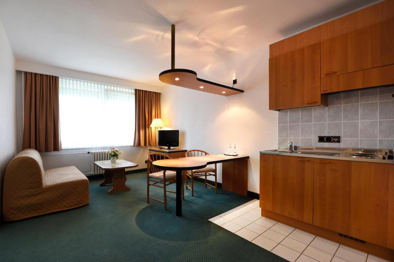 Lat Hotel & Apartmenthaus Berlin Eisenhüttenstadt Esterno foto