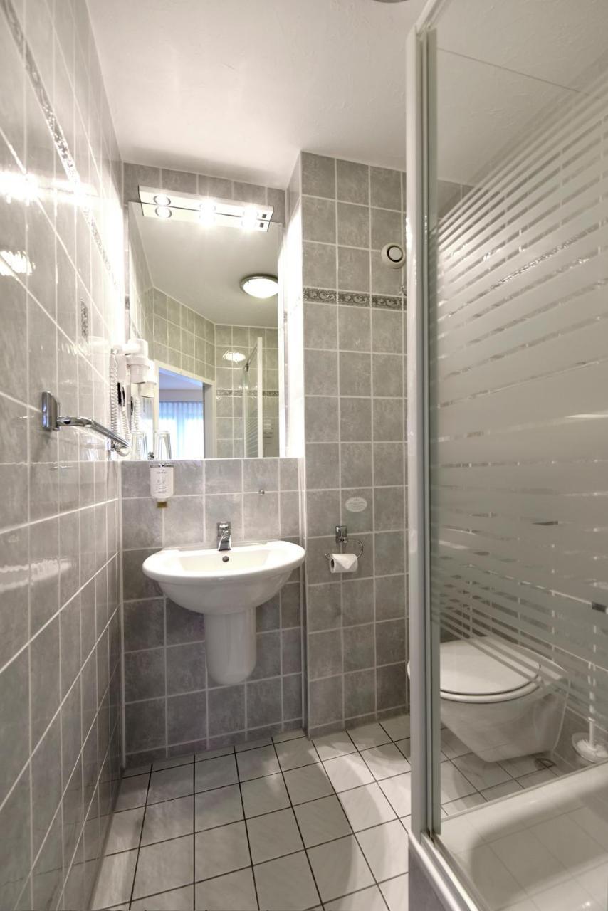 Lat Hotel & Apartmenthaus Berlin Eisenhüttenstadt Esterno foto